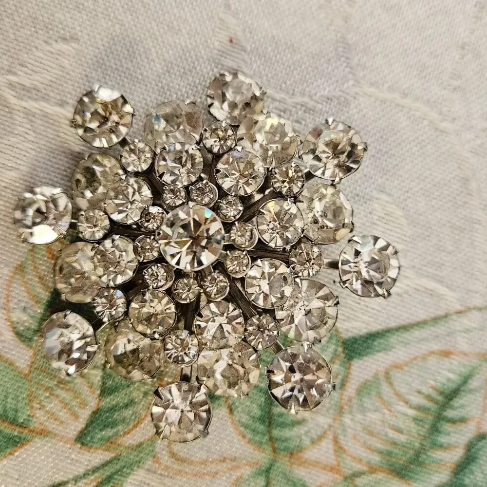 vintage glam sparkly large clear rhinestone brooch